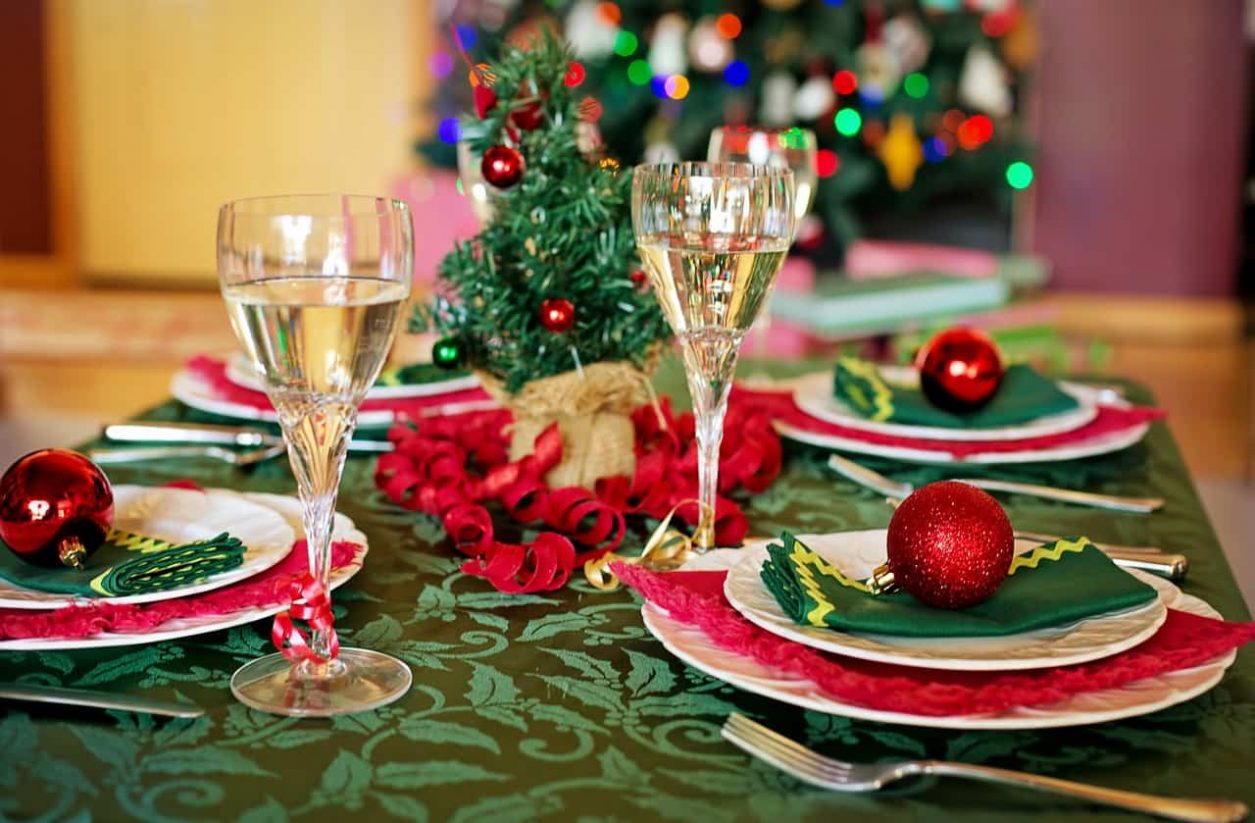 masă festivă cina de Crăciun